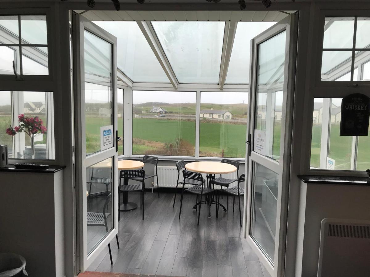 Finn Mccools Giants Causeway Hostel Bushmills Eksteriør billede