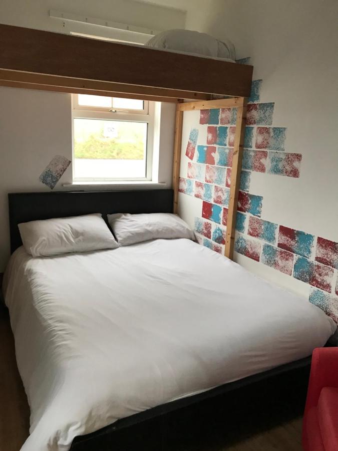 Finn Mccools Giants Causeway Hostel Bushmills Eksteriør billede